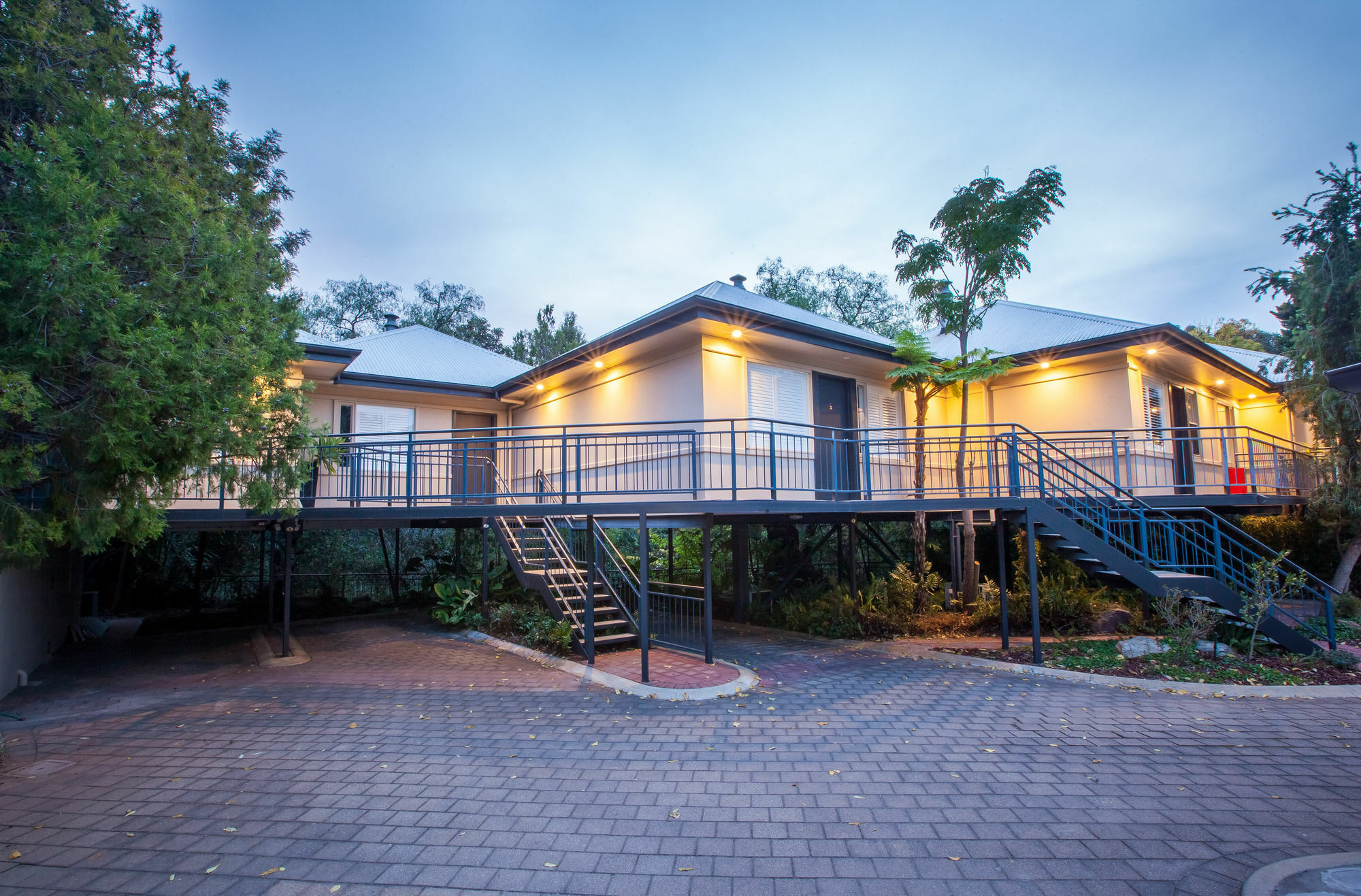 The Mill Valley 4*