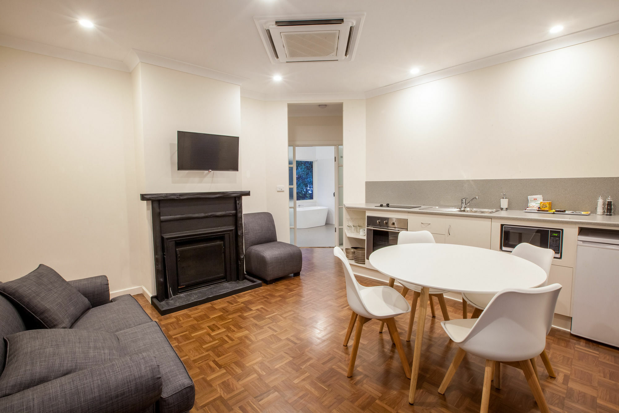 The Mill Valley Aparthotel